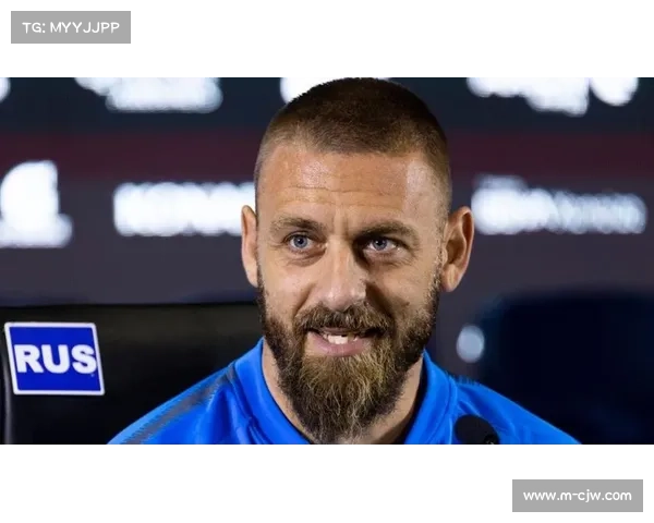 维埃拉从热那亚下课，德罗西接任